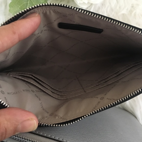 Michael Kors Large Selma Satchel wallet Set - Picture 7 of 8